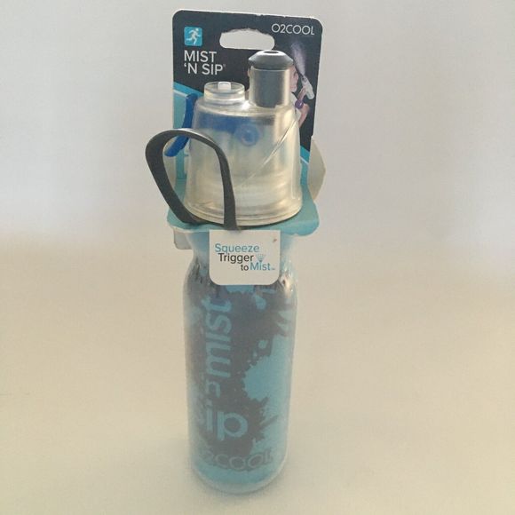 O2cool ArcticSqueeze Insulated Mist 'n Sip Classic Elite Water Bottle and Mister - Picture 1 of 3